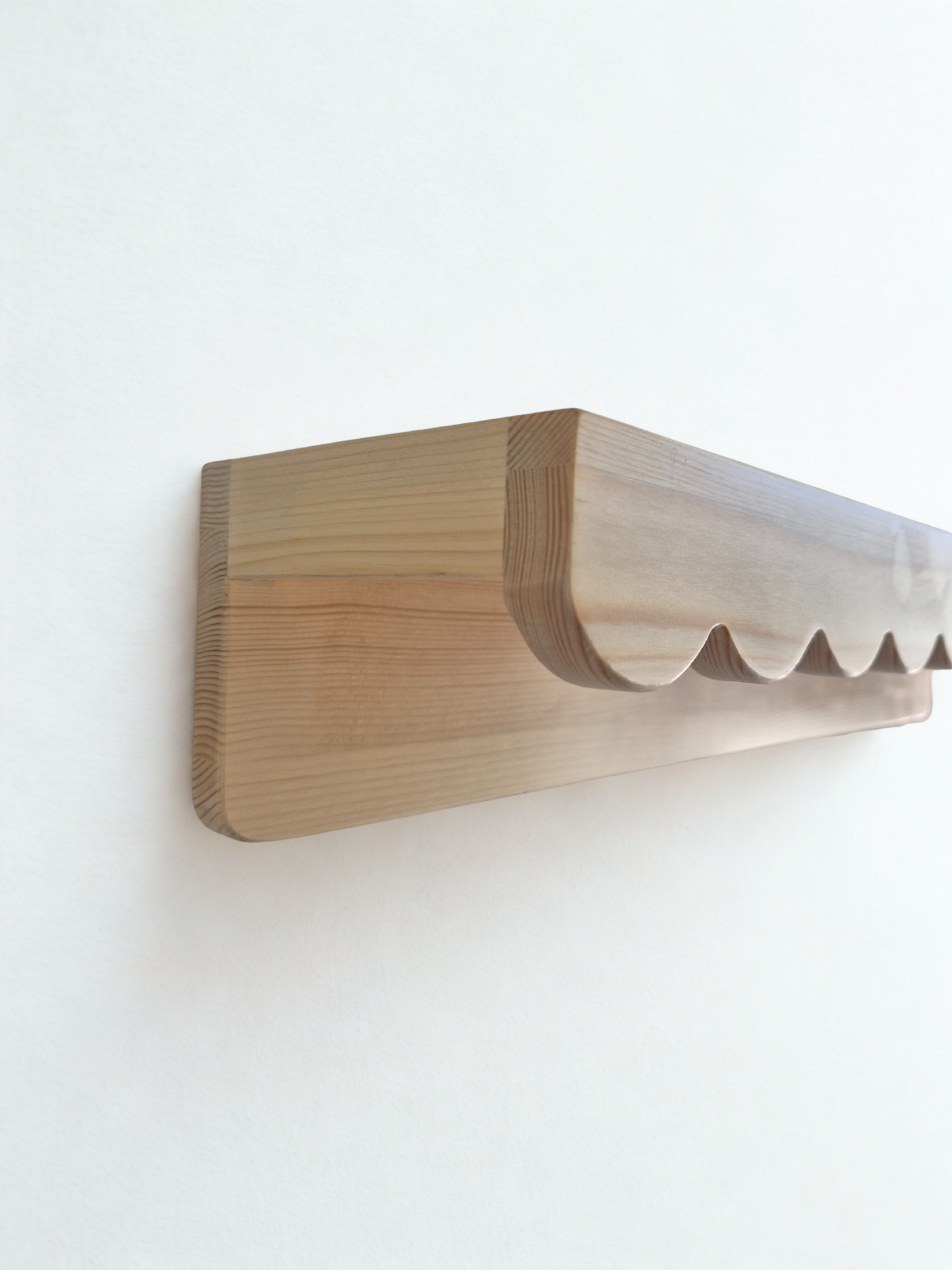 Lulu Scalloped Wall Shelf