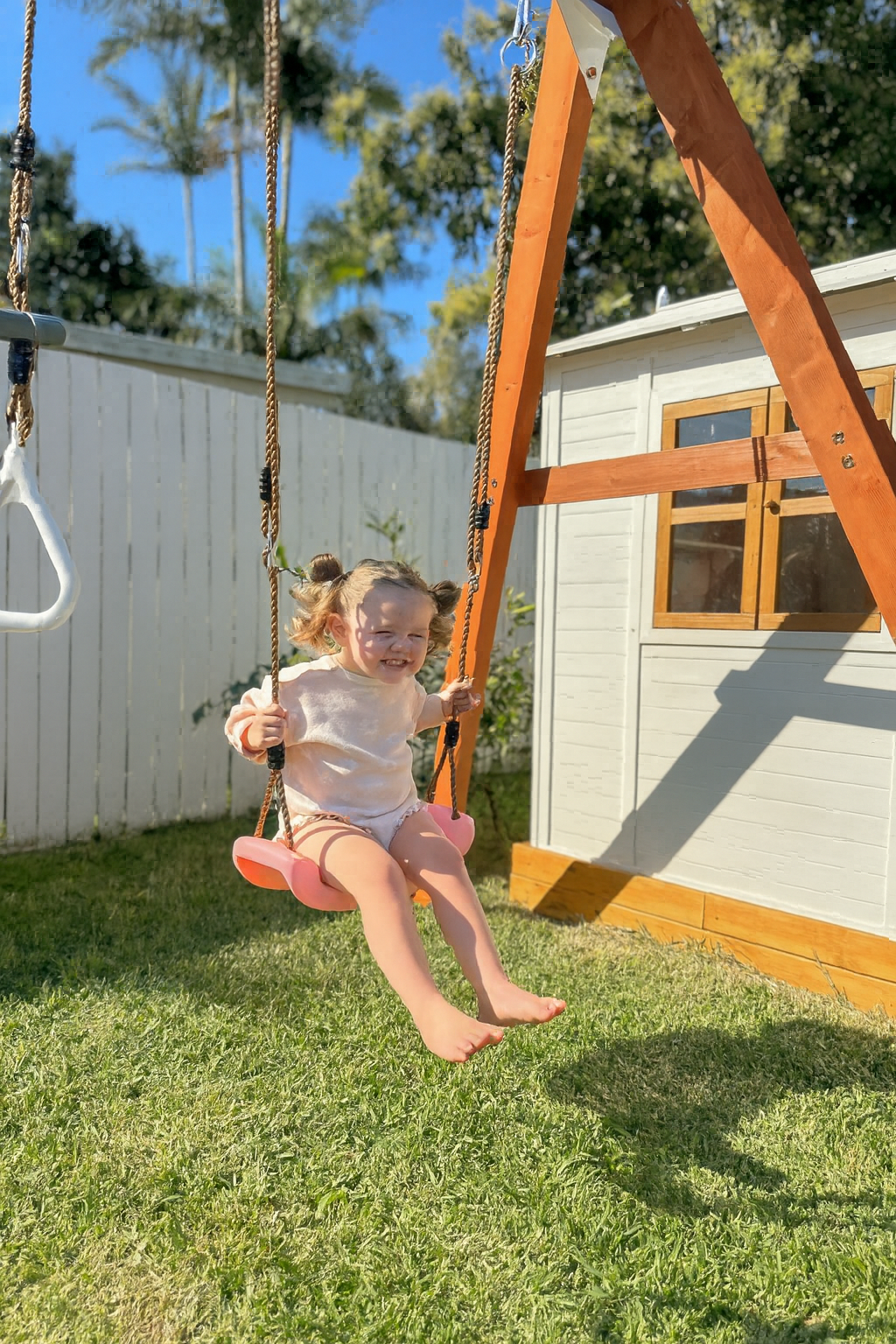 Waratah Swing Set