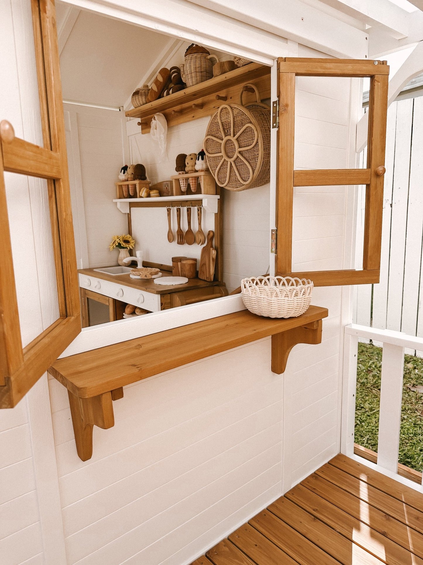 Herbie Cubby House - Hide & Seek Kids - Herbie - Cubby