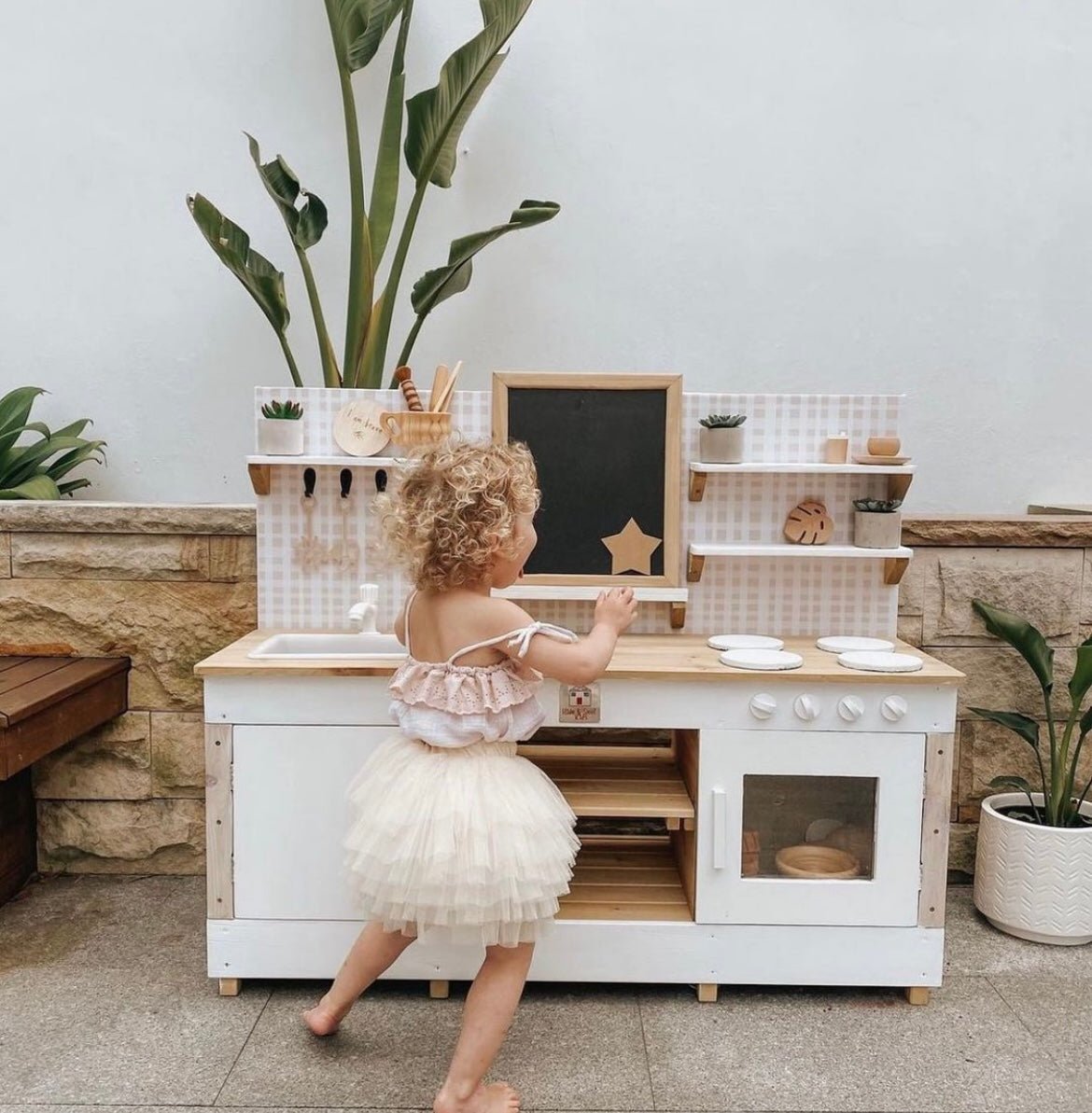 Mud Kitchen Danny Outdoor Play Kitchen Australia – Hide Seek Kids