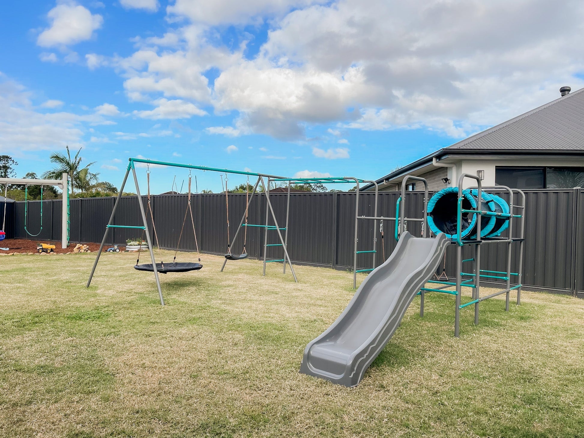 The Adventure Playground - Hide & Seek Kids - Adventure_Playground