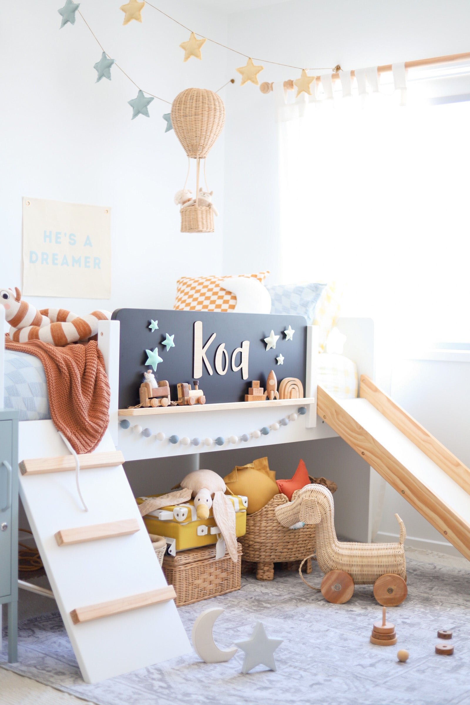 The galaxy hot sale kids bed