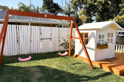 Waratah Swing Set