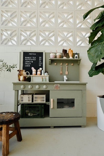 Mud Kitchen - Blackboard - Hide & Seek Kids - Mud_Kitchen_Bboard
