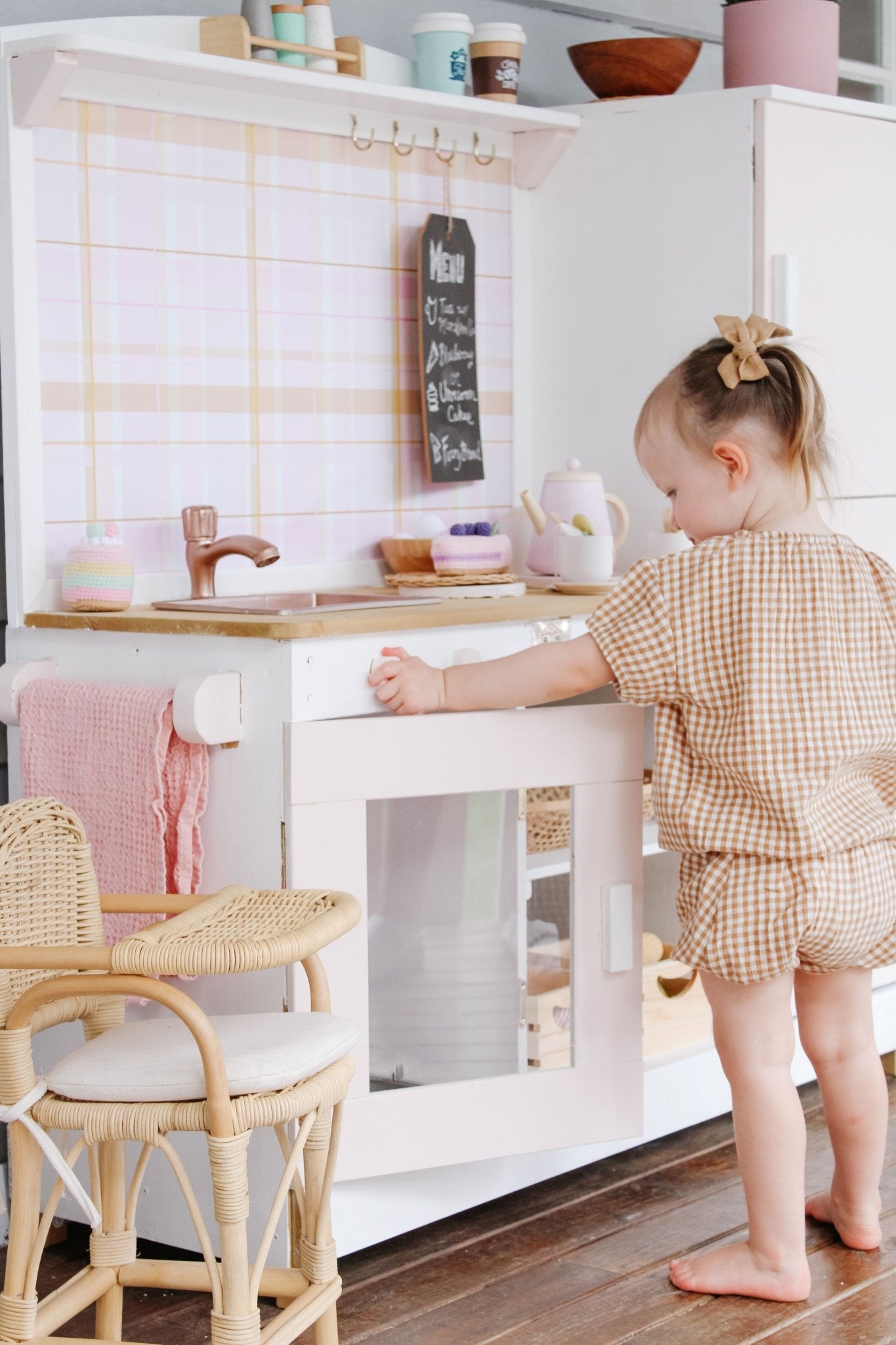 Mud Kitchen - Fridge - Hide & Seek Kids - Mud_Kitchen_Fridge