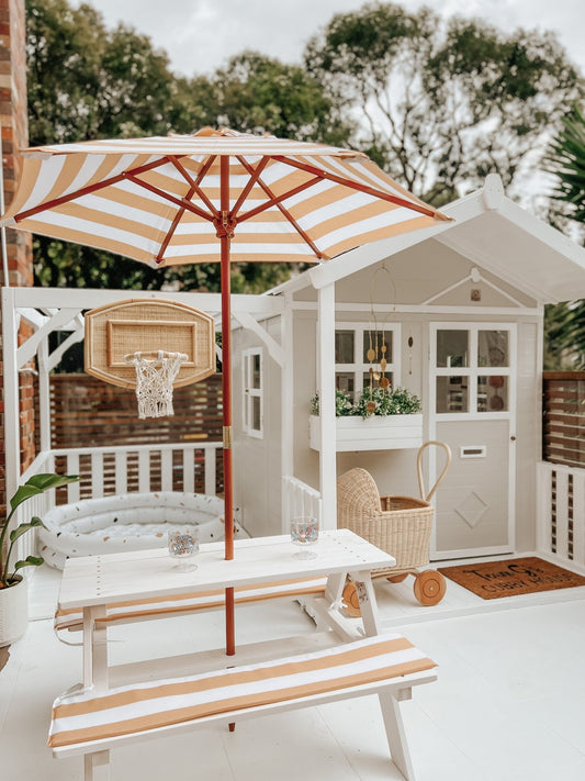 Picnic Table - Umbrella & Cushions - Hide & Seek Kids